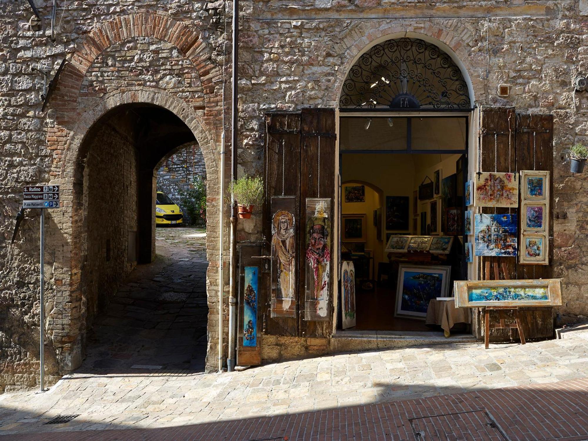 Il Cortile Di San Rufino Apartment Assisi Exterior photo